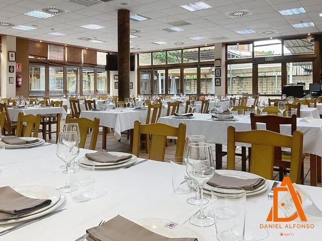 Erhverv til salg i Avilés - € 1.421.000 (Ref: 9173620)