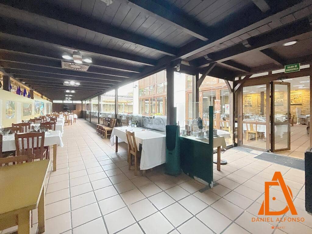 Erhverv til salg i Aviles - € 1.421.000 (Ref: 9173620)