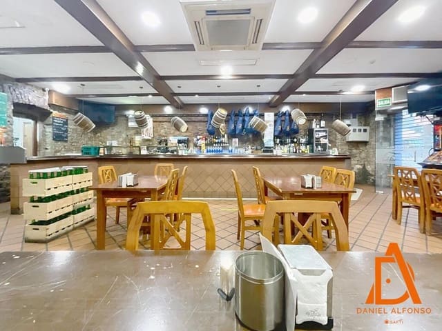 Erhverv til salg i Avilés - € 1.421.000 (Ref: 9173620)