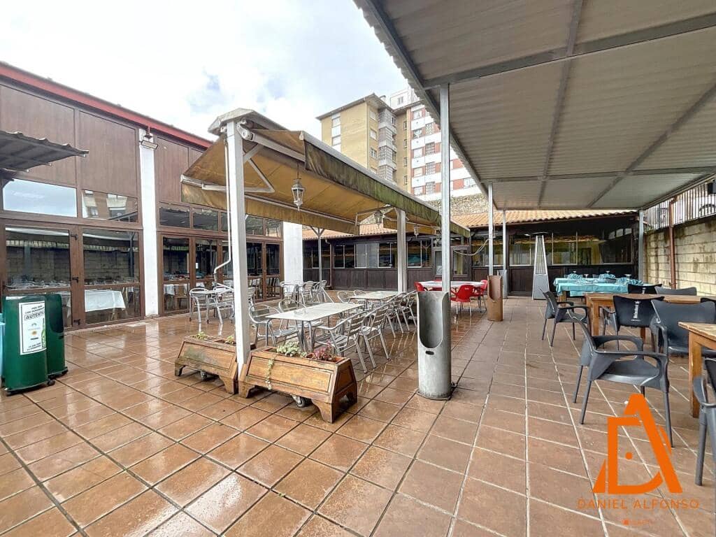 Erhverv til salg i Aviles - € 1.421.000 (Ref: 9173620)