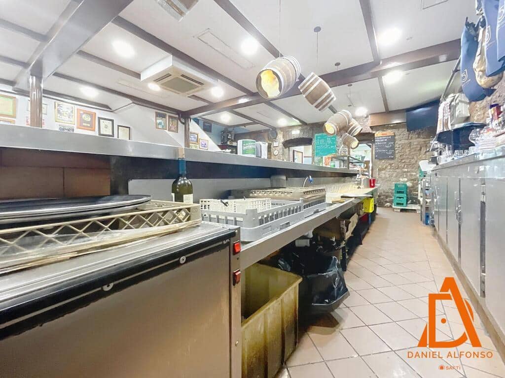 Erhverv til salg i Aviles - € 1.421.000 (Ref: 9173620)