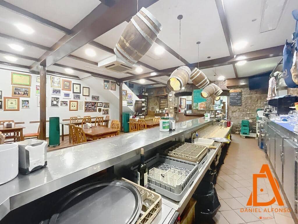 Erhverv til salg i Aviles - € 1.421.000 (Ref: 9173620)