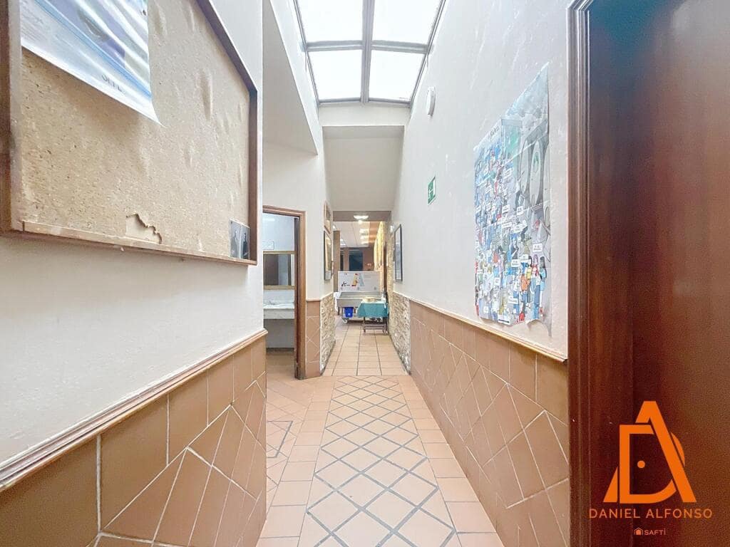 Erhverv til salg i Aviles - € 1.421.000 (Ref: 9173620)