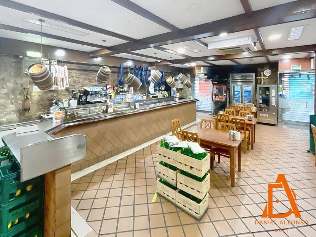 Erhverv til salg i Aviles - € 1.421.000 (Ref: 9173620)