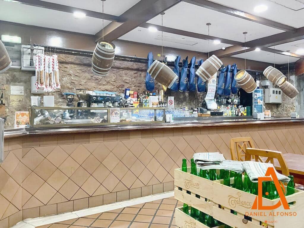 Erhverv til salg i Aviles - € 1.421.000 (Ref: 9173620)