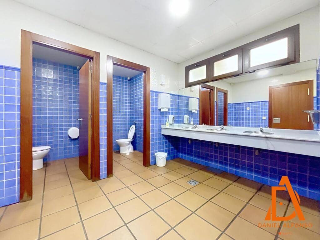 Erhverv til salg i Aviles - € 1.421.000 (Ref: 9173620)