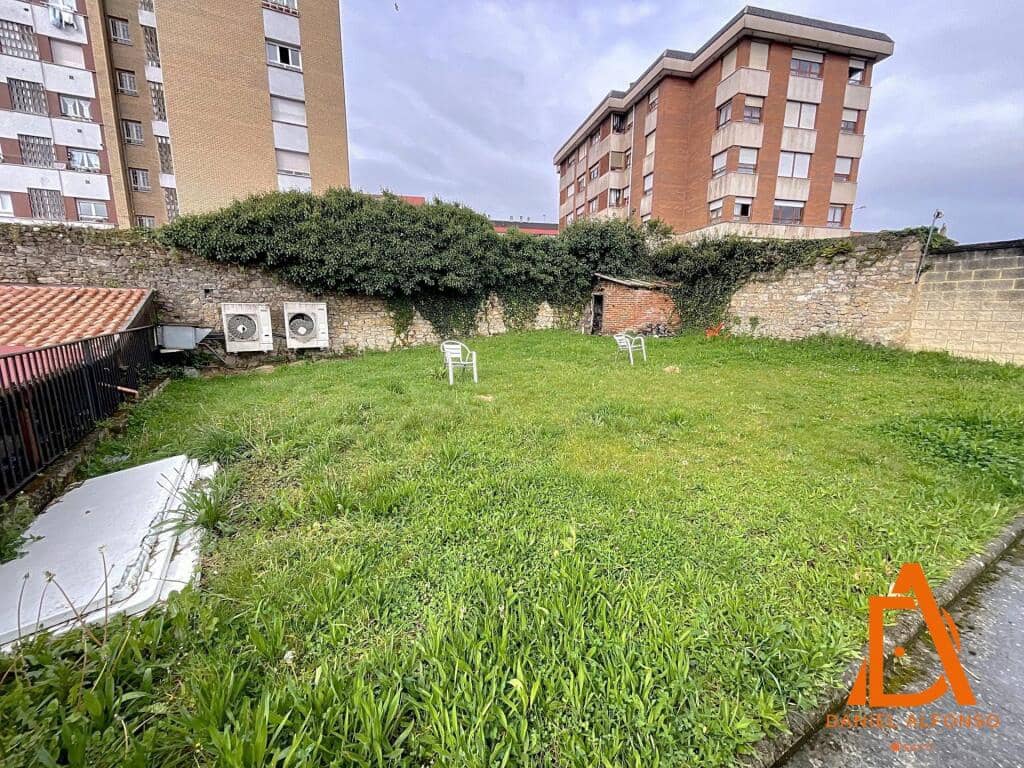 Erhverv til salg i Aviles - € 1.421.000 (Ref: 9173620)