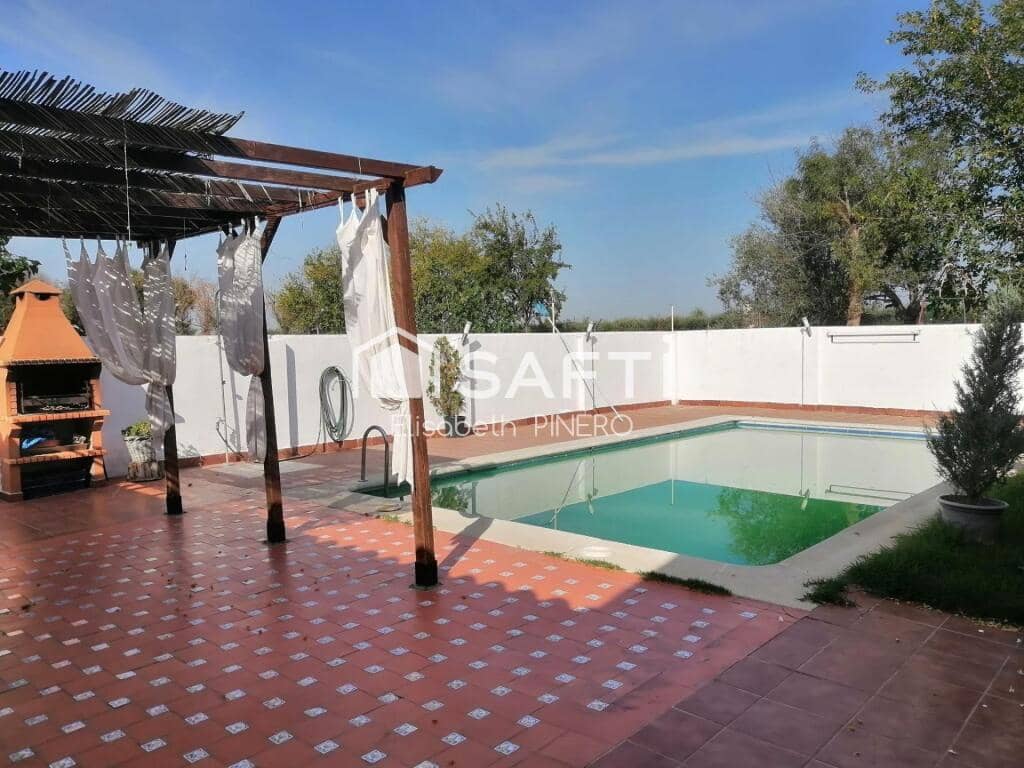 3 soveværelse Villa til salg i Barbano med swimmingpool garage - € 323.000 (Ref: 9173639)