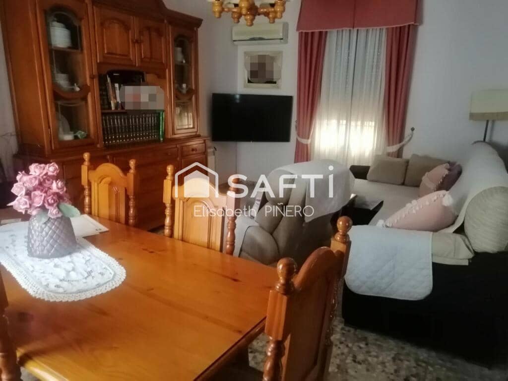 3 soveværelse Villa til salg i Puebla de la Calzada med garage - € 118.000 (Ref: 9173640)