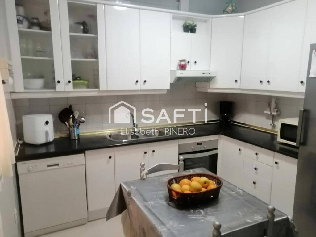 3 soveværelse Villa til salg i Puebla de la Calzada med garage - € 118.000 (Ref: 9173640)