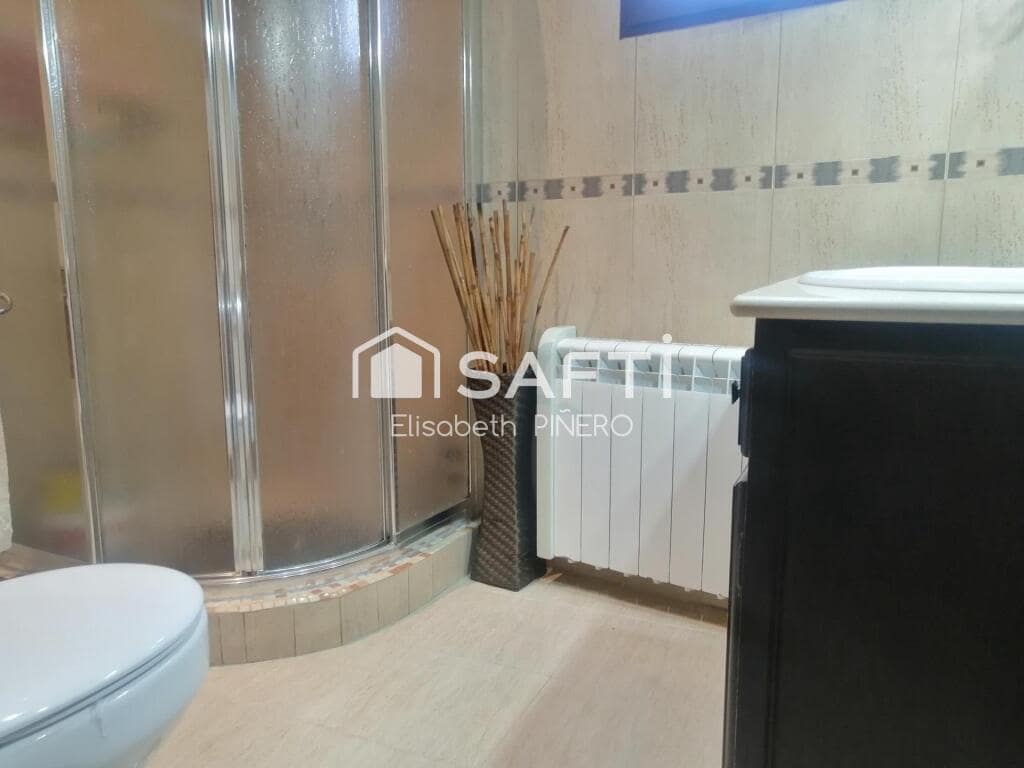 3 soveværelse Villa til salg i Puebla de la Calzada med garage - € 118.000 (Ref: 9173640)