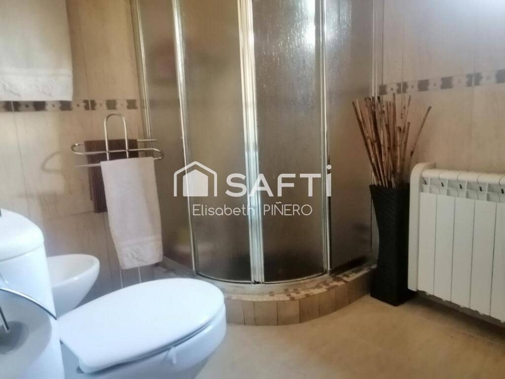 3 soveværelse Villa til salg i Puebla de la Calzada med garage - € 118.000 (Ref: 9173640)