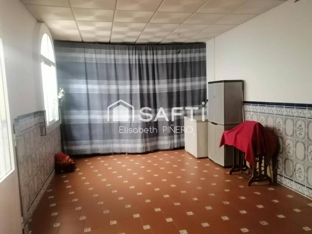 3 soveværelse Villa til salg i Puebla de la Calzada med garage - € 118.000 (Ref: 9173640)
