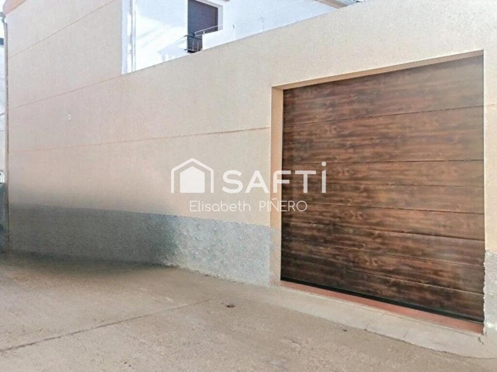 3 soveværelse Villa til salg i Puebla de la Calzada med garage - € 118.000 (Ref: 9173640)