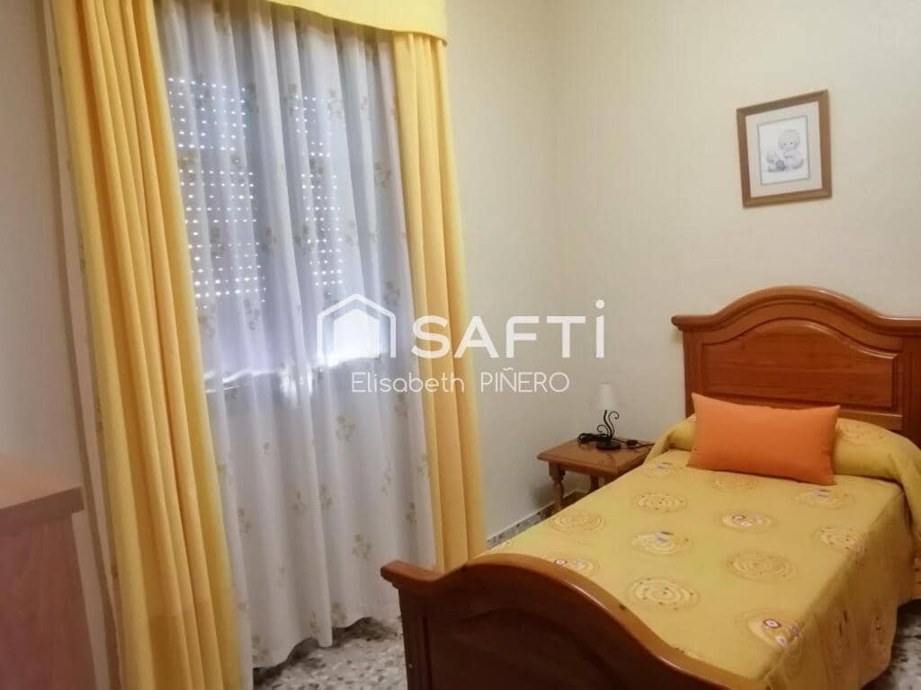 3 soveværelse Villa til salg i Puebla de la Calzada med garage - € 118.000 (Ref: 9173640)