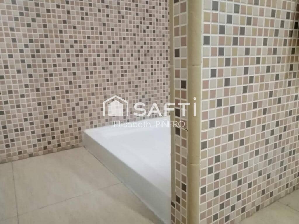 4 soveværelse Rækkehus til salg i Puebla de la Calzada med garage - € 193.000 (Ref: 9173643)