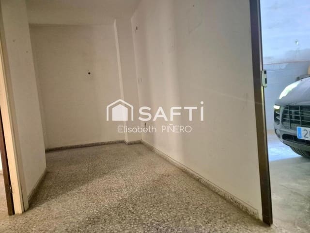 5 slaapkamer Appartement te koop in Montijo met garage - € 150.000 (Ref: 9173649)