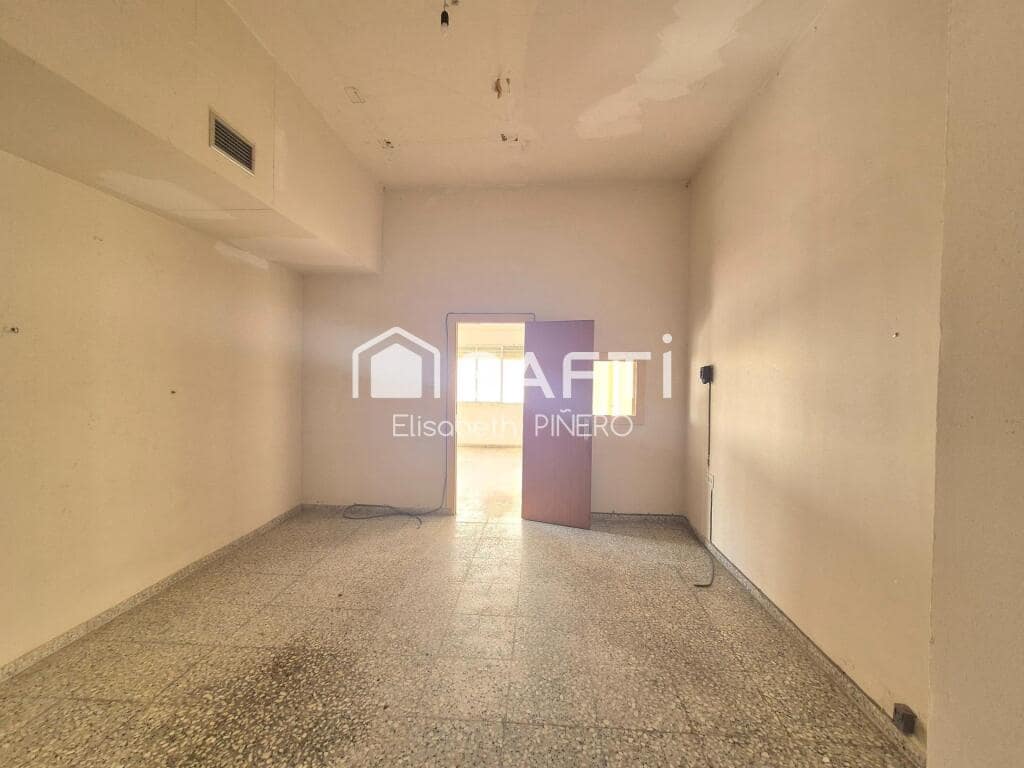 5 soveværelse Lejlighed til salg i Montijo med garage - € 150.000 (Ref: 9173649)