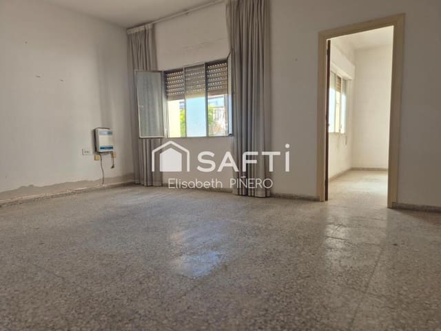 5 slaapkamer Appartement te koop in Montijo met garage - € 150.000 (Ref: 9173649)