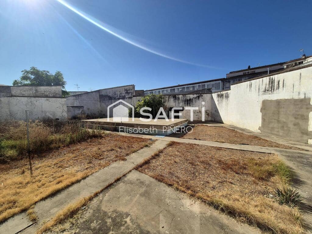 5 soveværelse Lejlighed til salg i Montijo med garage - € 150.000 (Ref: 9173649)