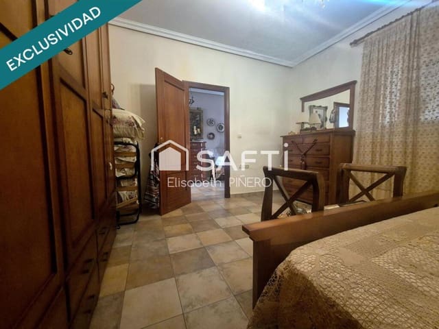 5 makuuhuone Rivitalo myytävänä paikassa Montijo mukana 
autotalli - 190 000 € (Ref: 9173650)