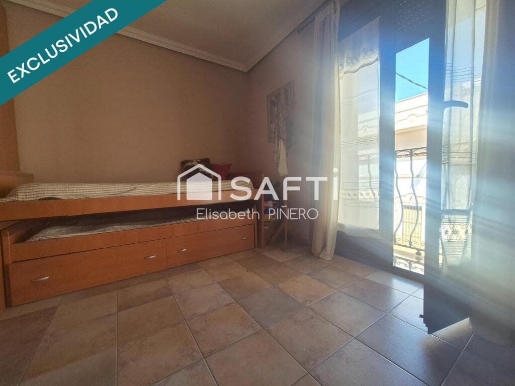 5 soverom Rekkehus til salgs i Montijo med garasje - € 190 000 (Ref: 9173650)