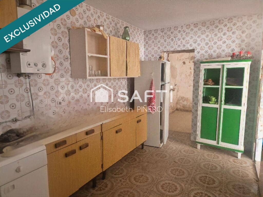4 soveværelse Rækkehus til salg i Montijo med garage - € 72.000 (Ref: 9173651)