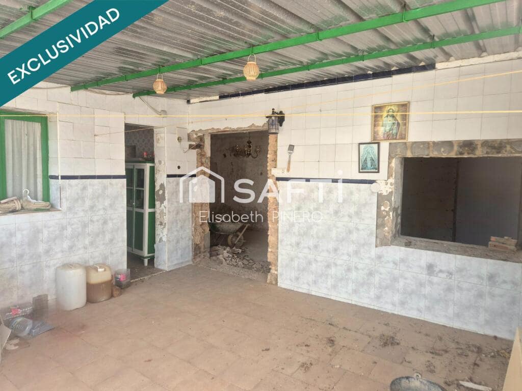 4 soveværelse Rækkehus til salg i Montijo med garage - € 72.000 (Ref: 9173651)