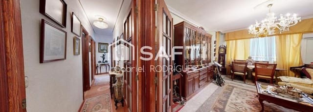 4 soveværelse Lejlighed til salg i Santa Marina, Badajoz by - € 245.000 (Ref: 9173654)