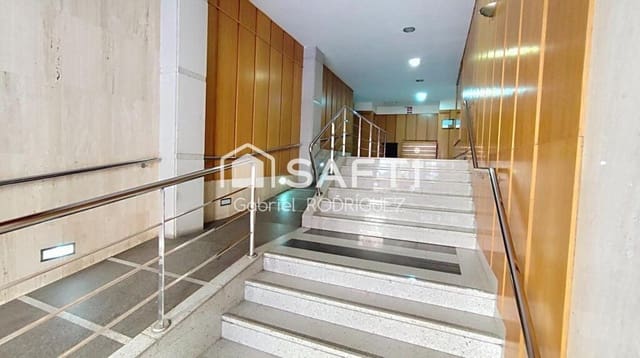 4 soveværelse Lejlighed til salg i Santa Marina, Badajoz by - € 245.000 (Ref: 9173654)