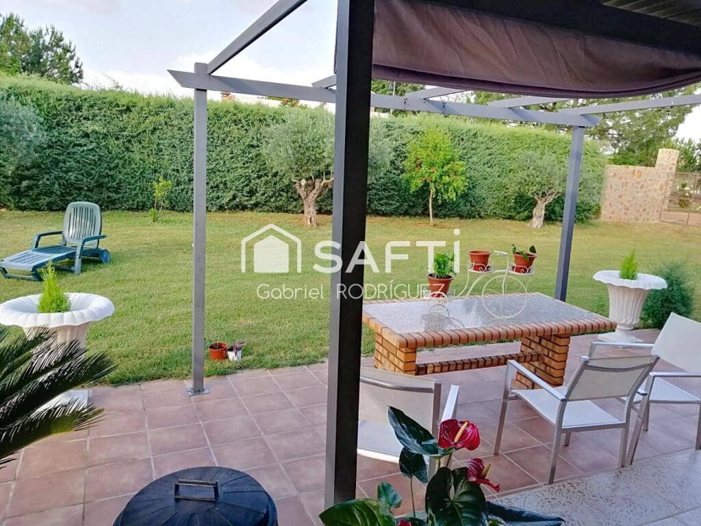 Ubebygd land til salgs i Valverde de Leganes - € 160 000 (Ref: 9173661)