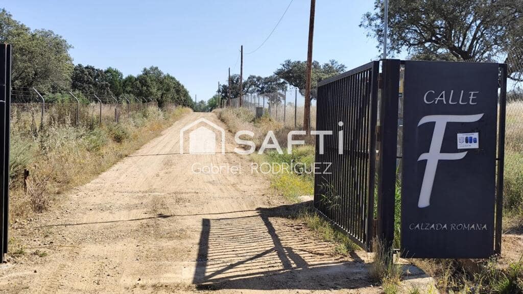Undeveloped Land for sale in Badajoz city - € 43,000 (Ref: 9173662)