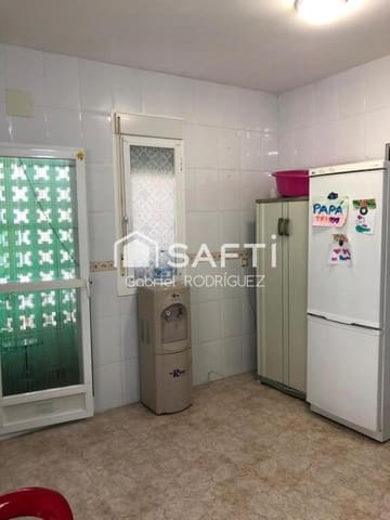 3 sovrum Villa till salu i Avenida Elvas, Badajoz stad med pool - 356 000 € (Ref: 9173665)