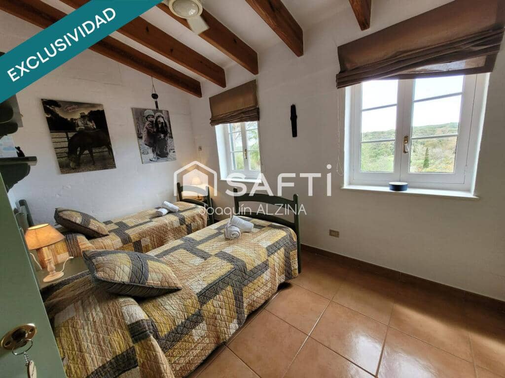 7 sypialnia Willa na sprzedaż w Mahon / Mao z basenem garażem - 1 650 000 € (Ref: 9173670)