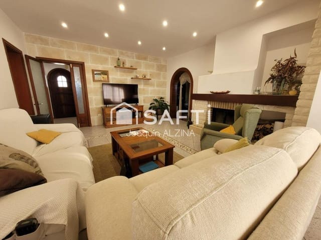 3 sypialnia Willa na sprzedaż w Ciutadella de Menorca z basenem garażem - 840 000 € (Ref: 9173672)