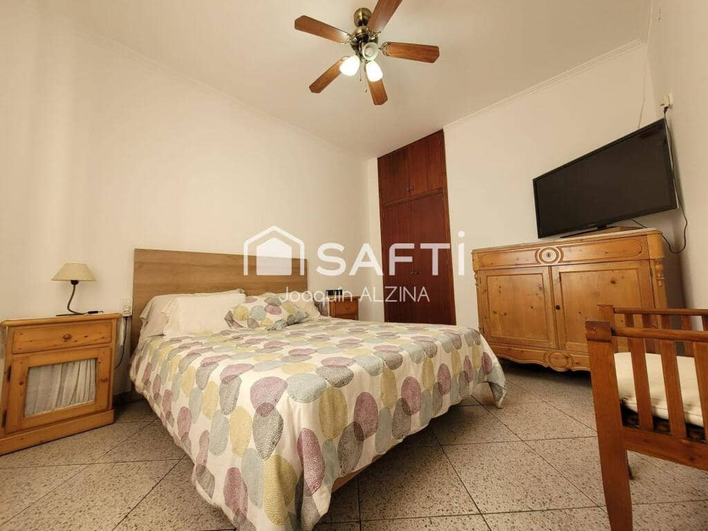 3 soverom Villa til salgs i Ciutadella de Menorca med svømmebasseng garasje - € 840 000 (Ref: 9173672)