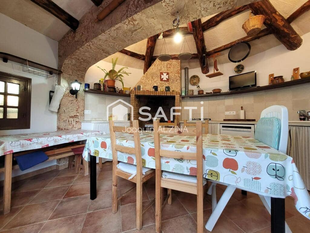 3 soverom Villa til salgs i Ciutadella de Menorca med svømmebasseng garasje - € 840 000 (Ref: 9173672)