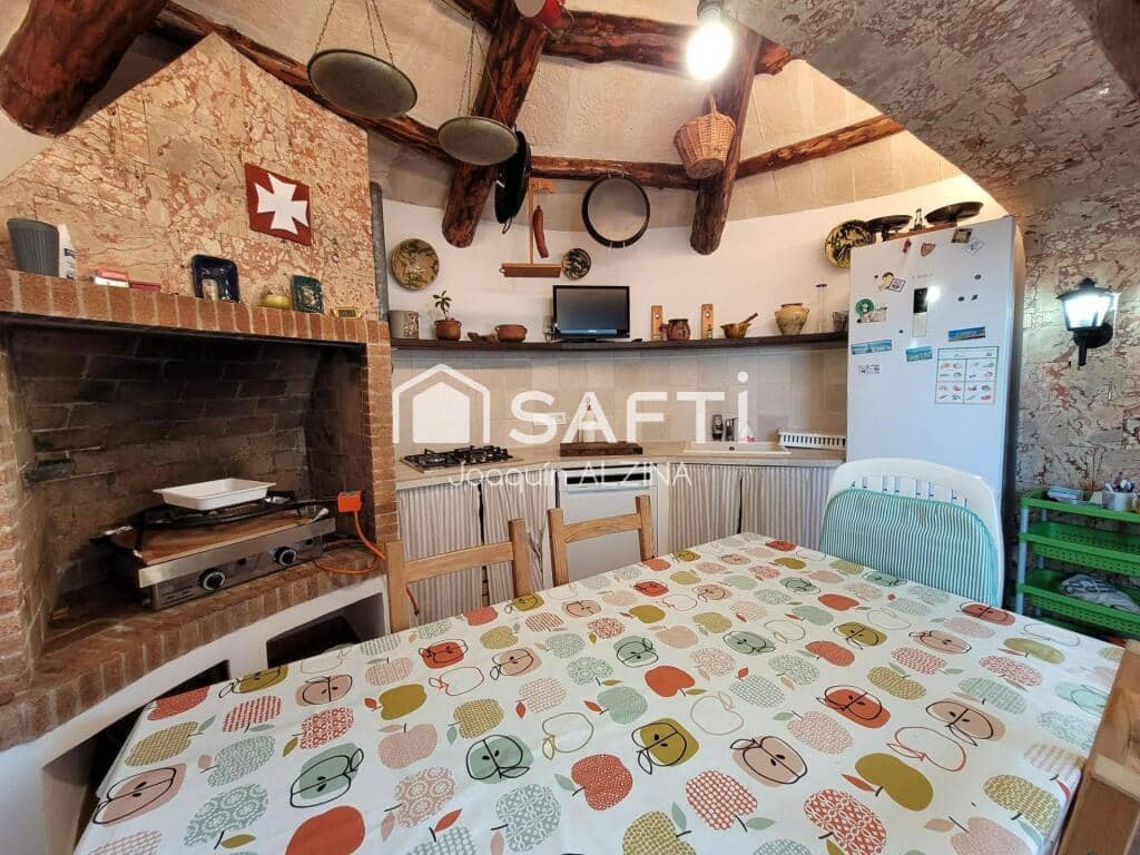 3 soverom Villa til salgs i Ciutadella de Menorca med svømmebasseng garasje - € 840 000 (Ref: 9173672)