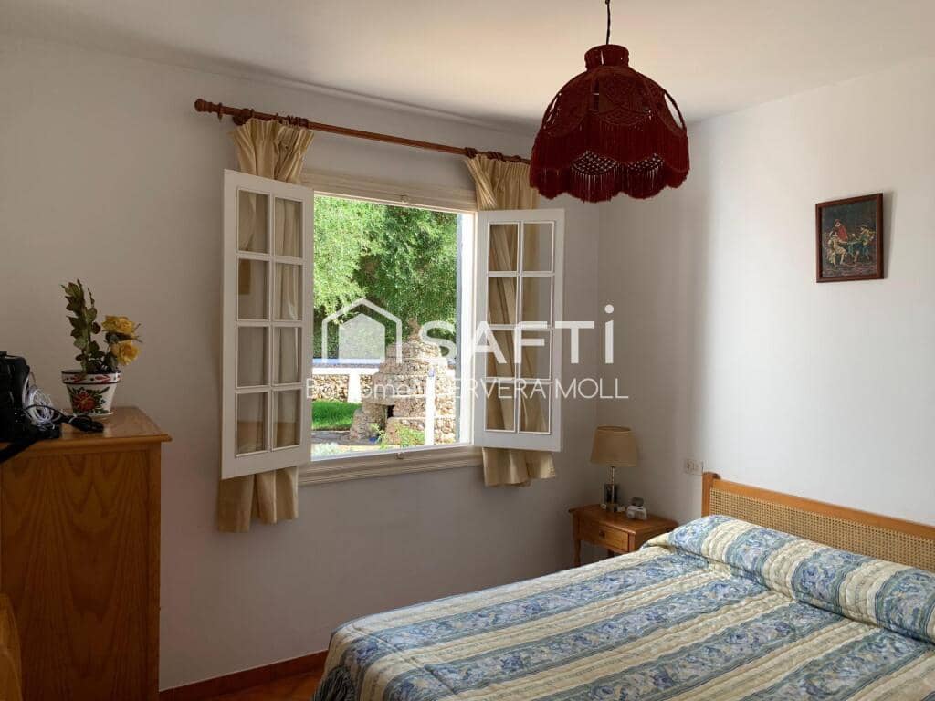 3 soverom Villa til salgs i Ciutadella de Menorca med garasje - € 550 000 (Ref: 9173676)