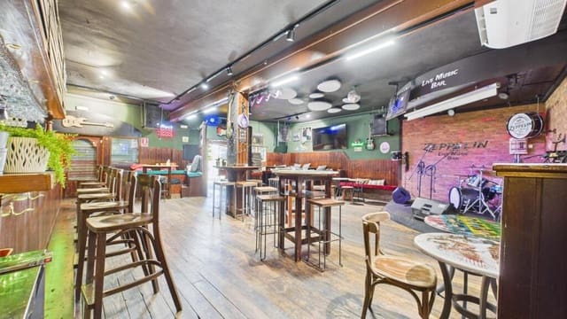 Erhverv til salg i Magalluf, Calvià - € 95.000 (Ref: 9173708)