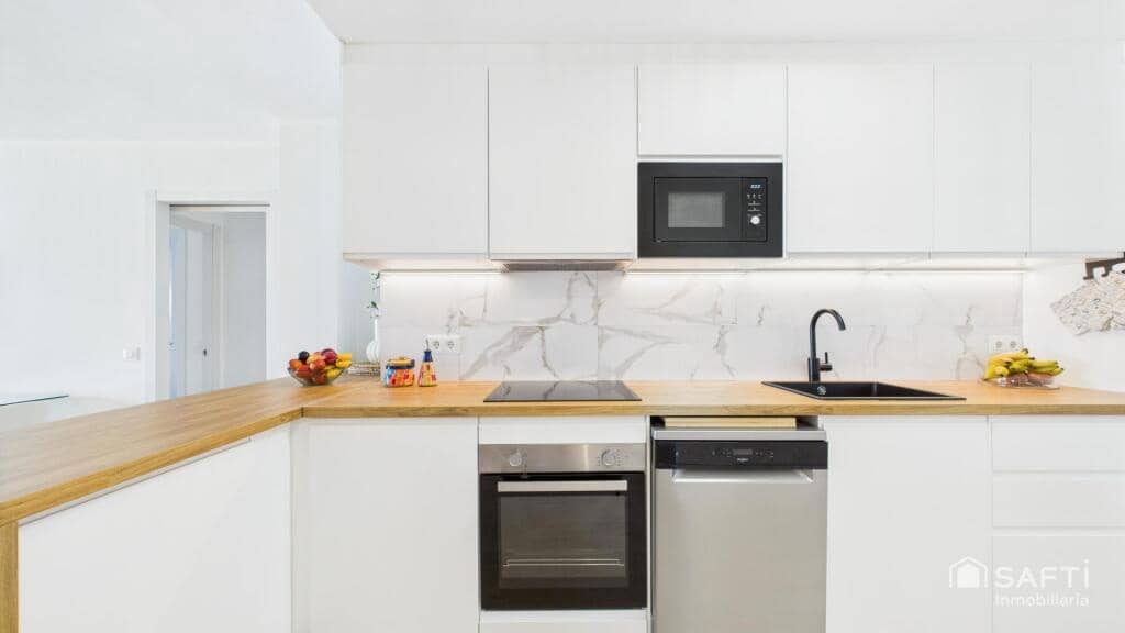 Apartamento de 3 habitaciones en Calvià en venta - 575.000 € (Ref: 9173714)