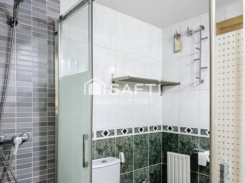 2 soveværelse Lejlighed til salg i Barcelona by - € 449.000 (Ref: 9173751)