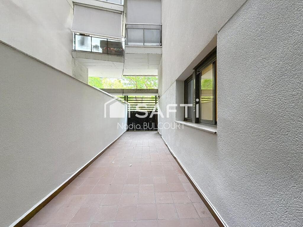 2 soveværelse Lejlighed til salg i Barcelona by - € 449.000 (Ref: 9173751)