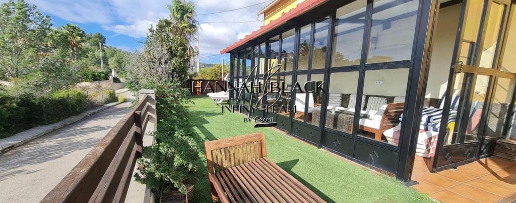 2 soverom Villa til salgs i Olivella med svømmebasseng - € 590 000 (Ref: 9173764)