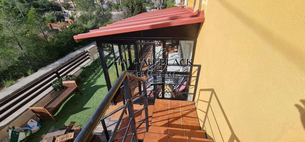 2 soverom Villa til salgs i Olivella med svømmebasseng - € 590 000 (Ref: 9173764)