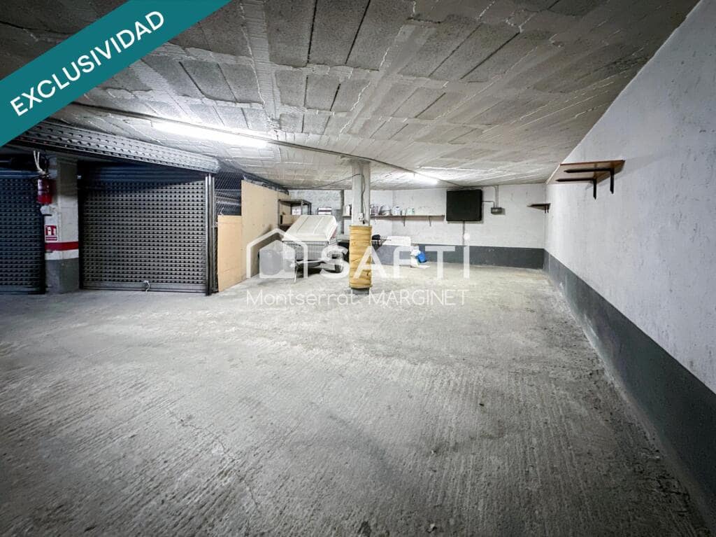 Garage til salg i Berga - € 27.000 (Ref: 9173772)