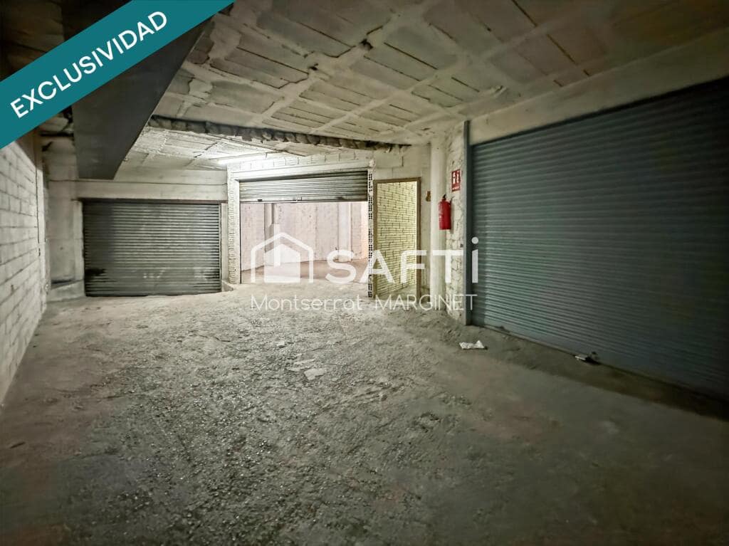 Garage til salg i Berga - € 32.800 (Ref: 9173774)