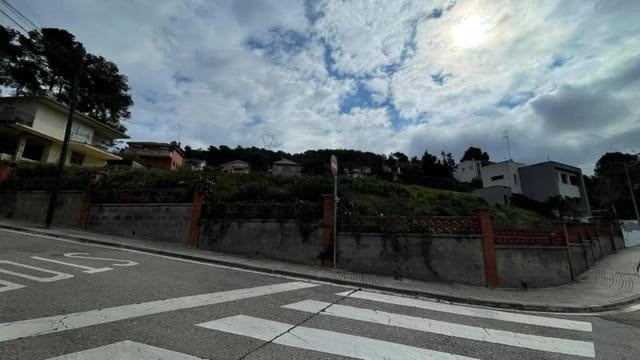 Terreno para Construção para venda em Canyelles - 59 000 € (Ref: 9173790)