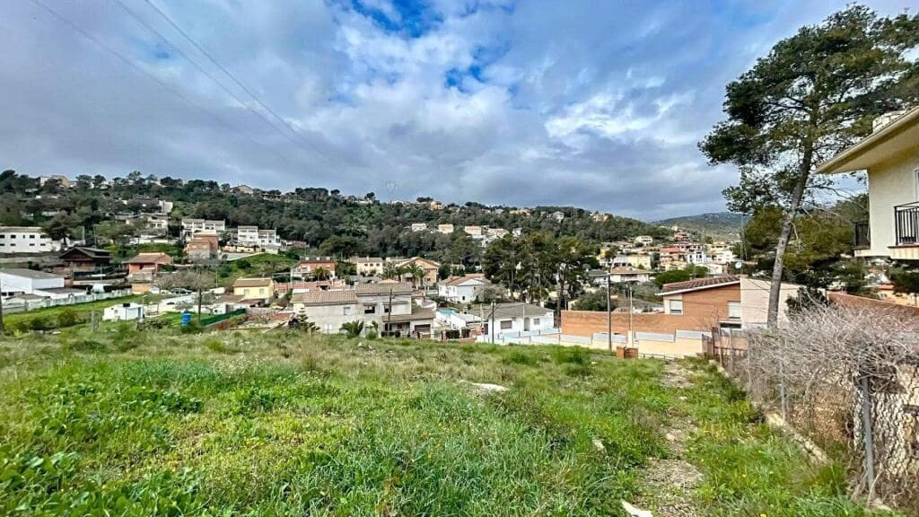 Terreno para Construção para venda em Canyelles - 59 000 € (Ref: 9173790)