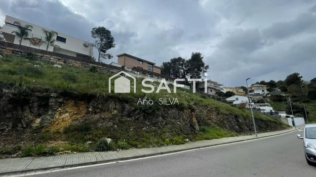 Tontti myytävänä paikassa Canyelles - 45 000 € (Ref: 9173792)